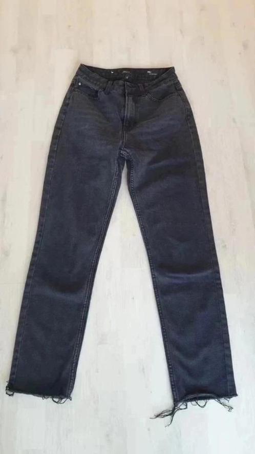 Wijde broek 3/4 van Only , maat 27 / 34 , als nieuw., Kleding | Dames, Broeken en Pantalons, Zo goed als nieuw, Zwart, Ophalen of Verzenden