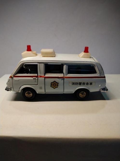 Toyota Hiace - Ambulance - Diapet - 1/35è - Japan, Hobby en Vrije tijd, Modelauto's | 1:43, Verzenden