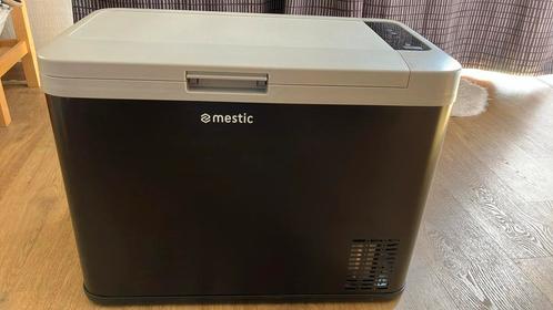 Mestic compressor koelbox, Caravans en Kamperen, Koelboxen, Zo goed als nieuw, Koelbox, Compressor, Ophalen