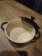 Kleine nieuwe Shiny Black Cassolette. Le Creuset. 10-01, Huis en Inrichting, Keuken | Potten en Pannen, Ophalen of Verzenden, Nieuw