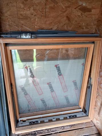 Fenêtre de toit Velux, Ophalen, Gebruikt, 80 tot 120 cm, Dubbelglas
