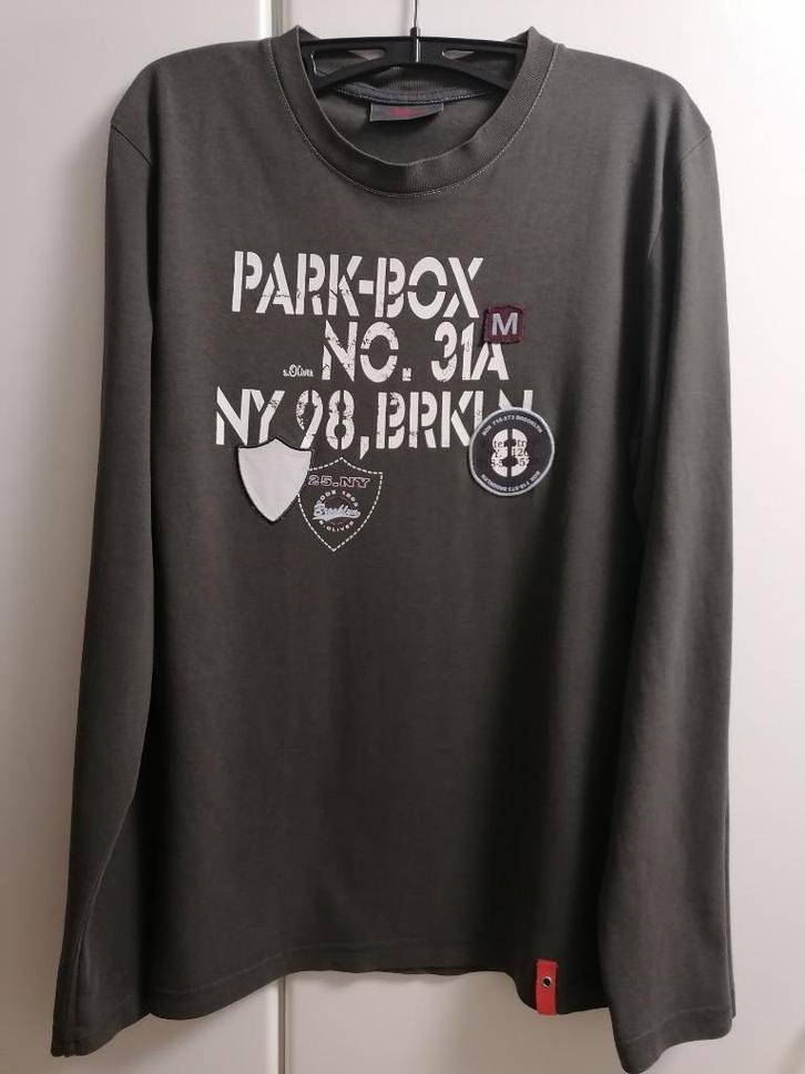 Donkergrijze T-shirt met vooraan witte print van s.Oliver, M, Kleding | Heren, T-shirts, Zo goed als nieuw, Ophalen of Verzenden