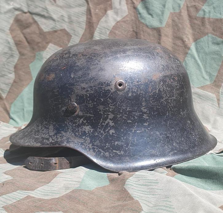 Duitse helm m42 flak, Verzamelen, Militaria | Tweede Wereldoorlog, Ophalen of Verzenden