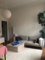Poef beige vierkant, Huis en Inrichting, Zetels | Voetbanken en poefs, Ophalen, Vierkant, 75 tot 100 cm, Zo goed als nieuw