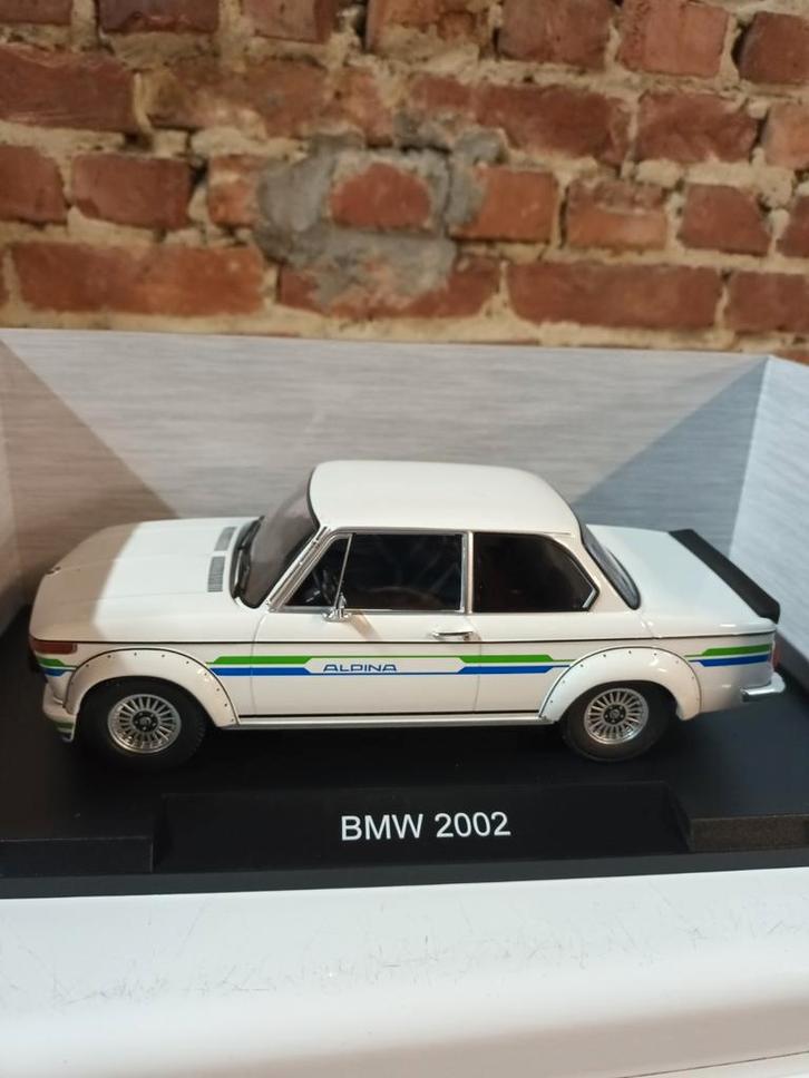 Schaalmodel bmw 2002 alpina. Schaal 1.18 ., Hobby en Vrije tijd, Modelauto's | 1:18, Ophalen of Verzenden