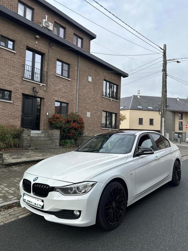 BMW SERIE 318D F30 AUTOMAAT, Auto's, BMW, Bedrijf, Achteruitrijcamera, Diesel, Euro 5, Automaat, Leder, Ophalen