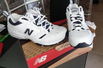 Chaussure classique et sportive 621 — « New Balance » blanch