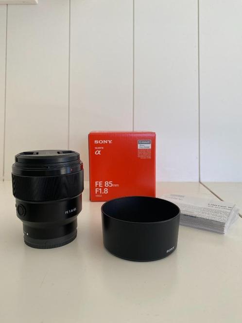 Sony lens FE 85mm f/1.8, Audio, Tv en Foto, Foto | Lenzen en Objectieven, Zo goed als nieuw, Standaardlens, Ophalen