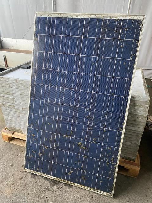 24 panneaux photovoltaïque Istar Solar de 2012 ... A voir, Bricolage & Construction, Panneaux solaires & Accessoires, Utilisé