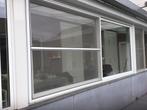 Wit groot schuifraam met dubbel glas en vliegenraam, Doe-het-zelf en Bouw, Glas en Ramen, Ophalen, Zo goed als nieuw