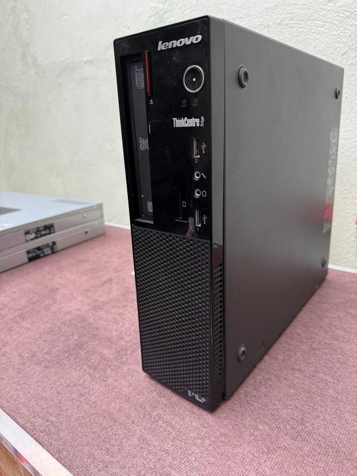 Desktop met SSD en Intel Pentium 4gb ram lenovo 2st, Computers en Software, Desktop Pc's, Zo goed als nieuw, SSD, 4 GB, Ophalen