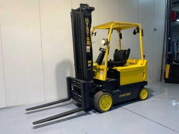 Hyster E4.00XL Vorkheftruck vorkenspreider, accumulator beschikbaar voor biedingen