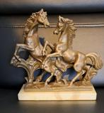 paarden sculptuur/standbeeld/beeldje, Antiek en Kunst, Kunst | Beelden en Houtsnijwerken, Ophalen