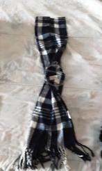 Echarpe  neuve étiquette, Enlèvement ou Envoi, Neuf, Écharpe