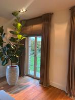 Prachtige tijdloze hang- en vouwgordijnen in neutrale kleur, Huis en Inrichting, Stoffering | Gordijnen en Lamellen, 100 tot 150 cm