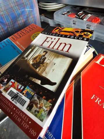 Boeken aan 5€/stuk beschikbaar voor biedingen