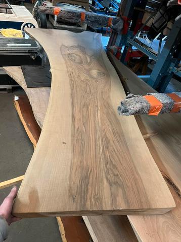 Walnoot bureau / tafel, Doe-het-zelf en Bouw, Hout en Planken, Ophalen, Zo goed als nieuw