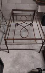 Smeedijzeren tafel met glazen, Ophalen, Rechthoekig, Metaal