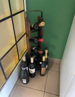 Casier à vin antique + bouteilles de vin anciennes, Enlèvement ou Envoi, Comme neuf