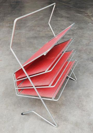 Vintage magazine rack lectuurbak | Voss Germany '60 -'70 beschikbaar voor biedingen