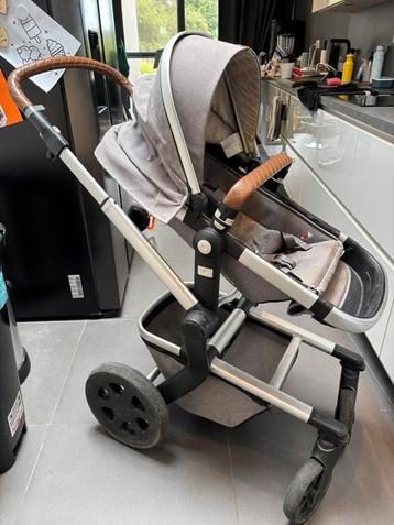Kinderwagen joolz met draagmand beschikbaar voor biedingen