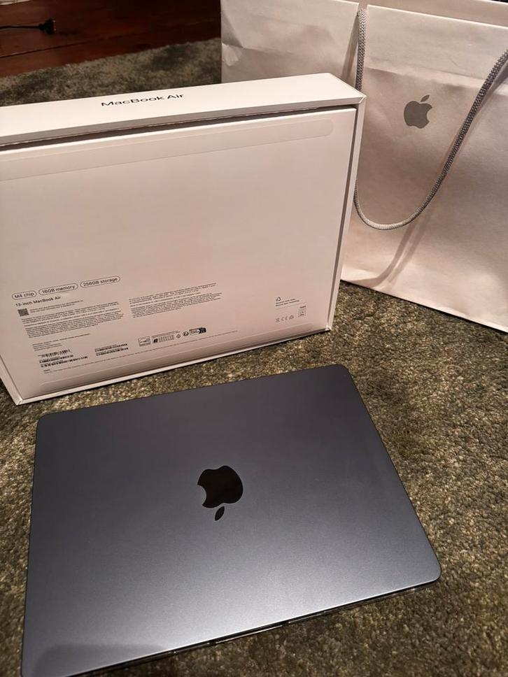 MacBook Air M4 13", Computers en Software, Apple Macbooks, Zo goed als nieuw, 13 inch, 4 Ghz of meer, 16 GB, Azerty, Ophalen