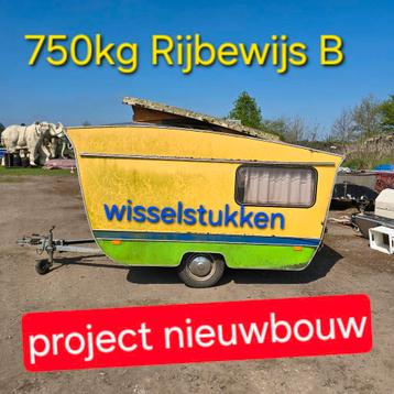 Caravan Otten zwerver 750kg wisselstukken raam deur dak bouw beschikbaar voor biedingen