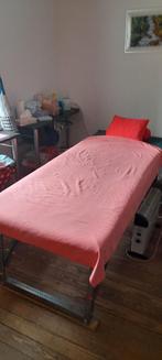 nouveau , homme pratique massage  pour homme, Massage relaxant