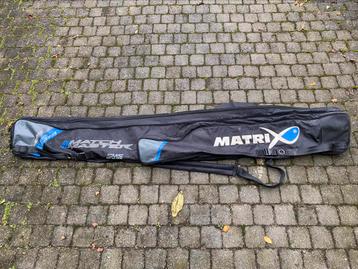 Matrix match master foedraal 1.95m met distance sticks disponible aux enchères