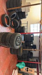 Lot de pneus// jantes A VENDRE, Autos : Pièces & Accessoires, Pneus & Jantes, Enlèvement, Pneu(s)