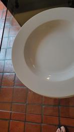 5 grote diepe borden, Huis en Inrichting, Keuken | Servies, Ophalen, Zo goed als nieuw, Bord(en)