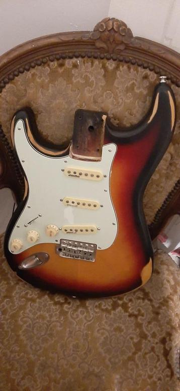 Linkshandige body van de stratocaster beschikbaar voor biedingen