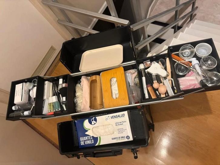 Trolley d’esthétique Peggy Sage + matériel, Handtassen en Accessoires, Beautycases, Zo goed als nieuw