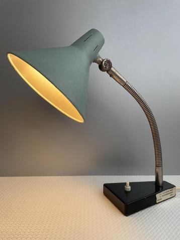 Bureaulamp Hala 1962 model 11 beschikbaar voor biedingen