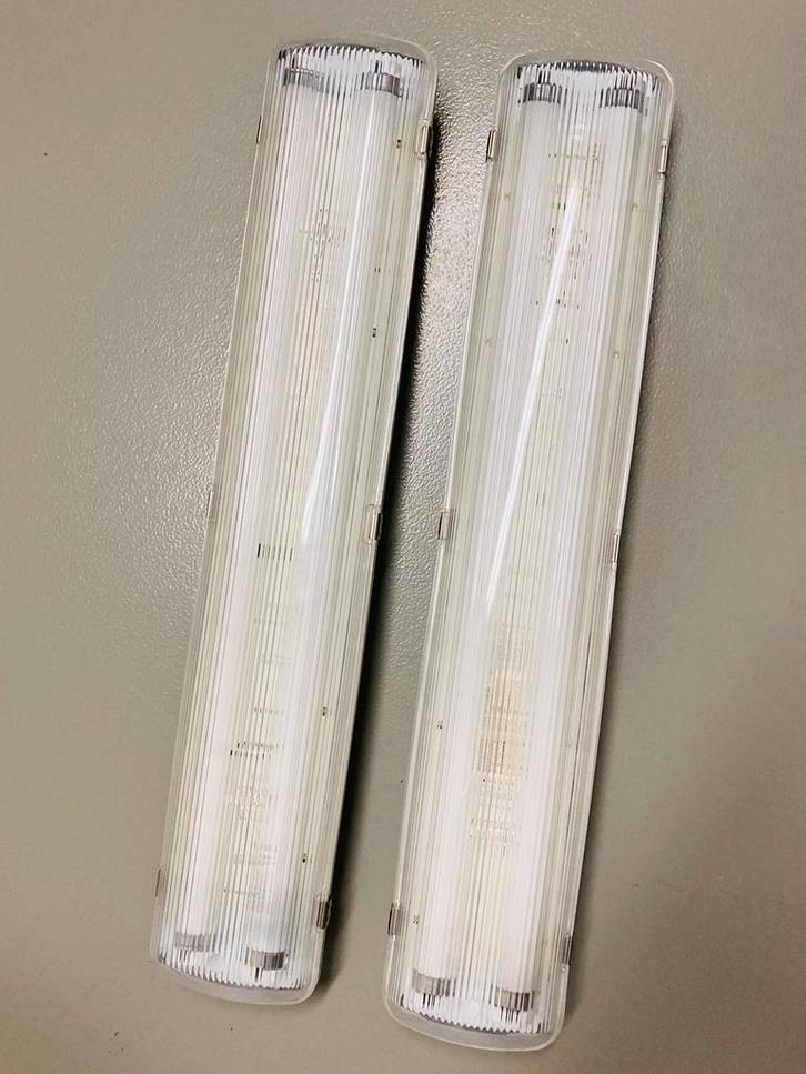 Sylvania armaturen IP65 (2 stuks te koop), Huis en Inrichting, Lampen | Plafondlampen, Zo goed als nieuw, Ophalen