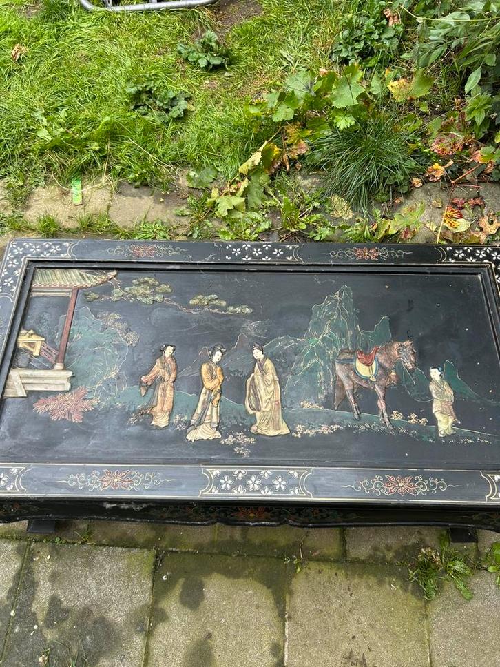 Ancienne table basse chinoise, Maison & Meubles, Tables | Tables de salon, Comme neuf, Rectangulaire, Verre, Enlèvement