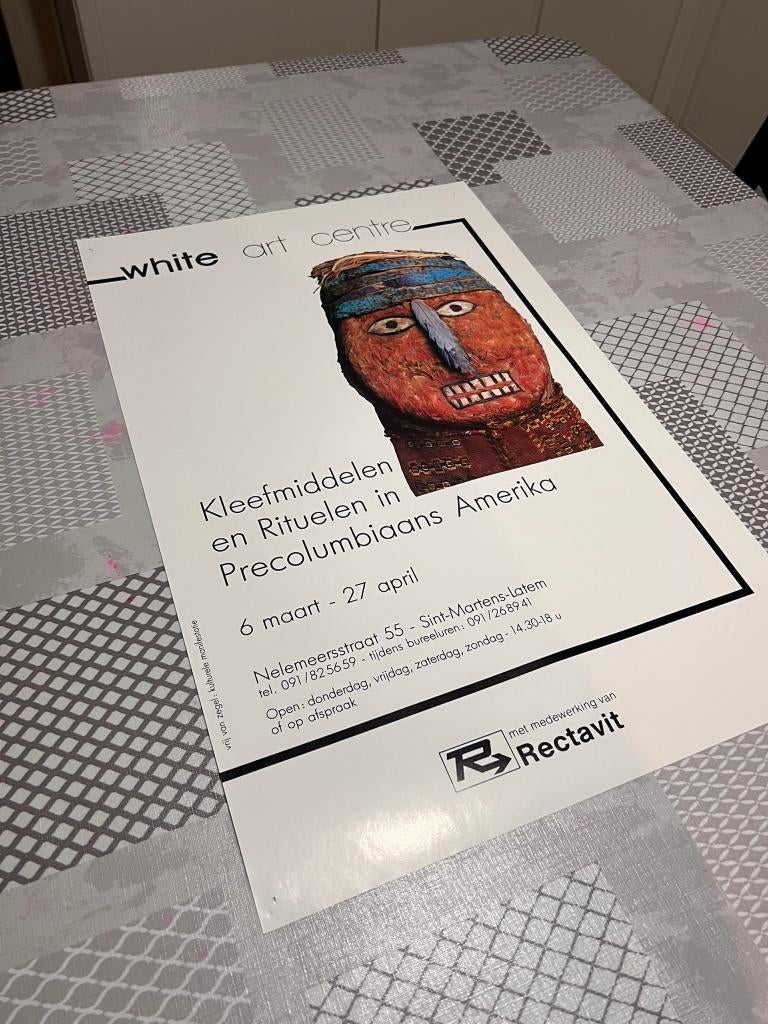 Vintage Poster White Art Centre - Kleefmiddelen en Rituelen, Rechthoekig Staand, Deurposter of groter, Ophalen of Verzenden, Zo goed als nieuw