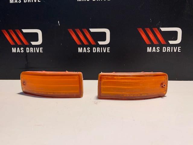 Lexus OEM 95-97 Lexus LS400 XF20 pinker bumper links + recht, Auto-onderdelen, Verlichting, Gebruikt