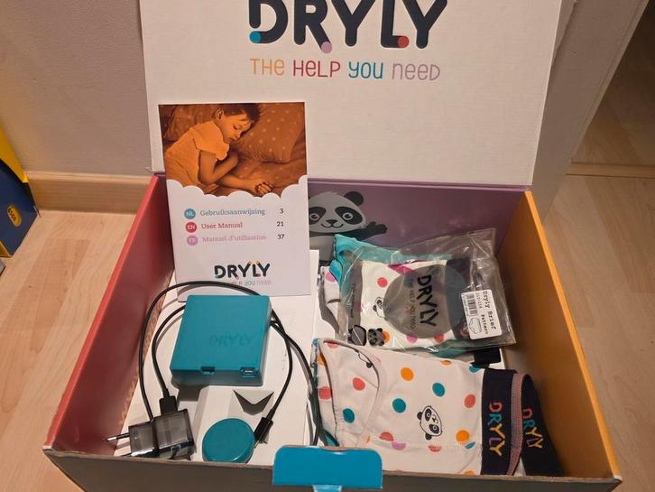 Plaswekker van Dryly met meisjes broekjes, Kinderen en Baby's, Overige Kinderen en Baby's, Zo goed als nieuw, Ophalen