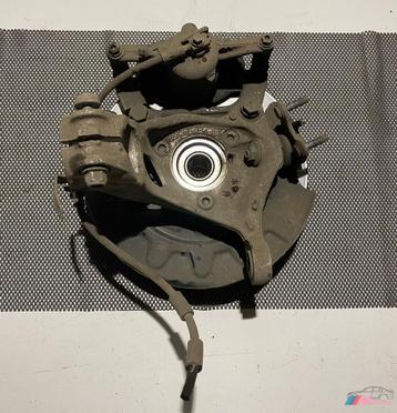 AUDI Q2 FUSEE LINKS VOOR 5Q0407257 beschikbaar voor biedingen