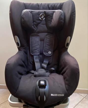 🍄 Maxi Cosy Axiss . Draaibaar / Kantelbaar . 9 - 18 kg beschikbaar voor biedingen
