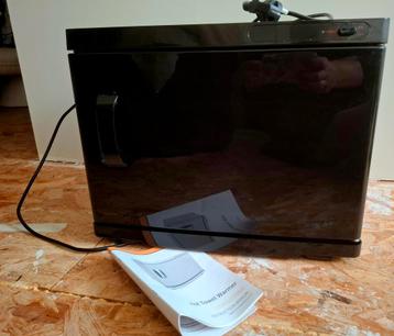 Handdoekverwarmer zwart nieuw beschikbaar voor biedingen