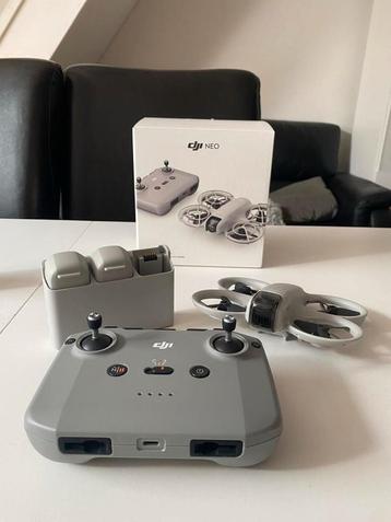 DJI Neo (defect zonder batterijen) + RC-N3 in nieuwstaat beschikbaar voor biedingen