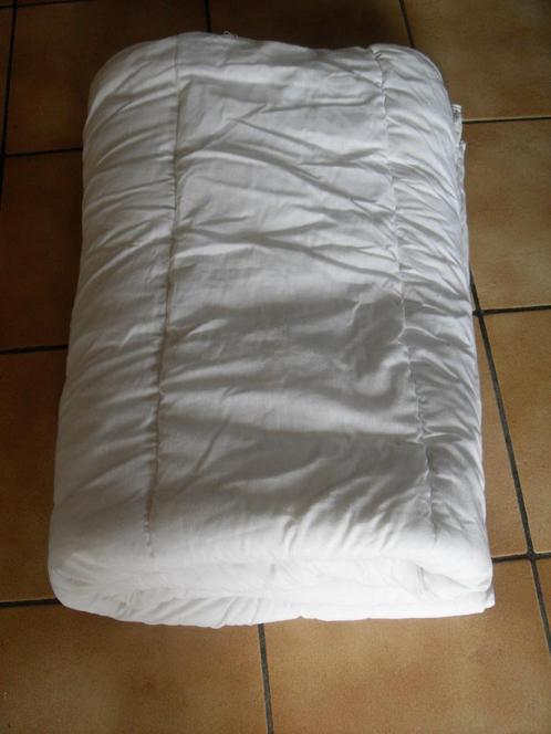 Surmatelas MERADISCO, Huis en Inrichting, Slaapkamer | Matrassen en Bedbodems, Zo goed als nieuw, Matras, Eenpersoons, Ophalen