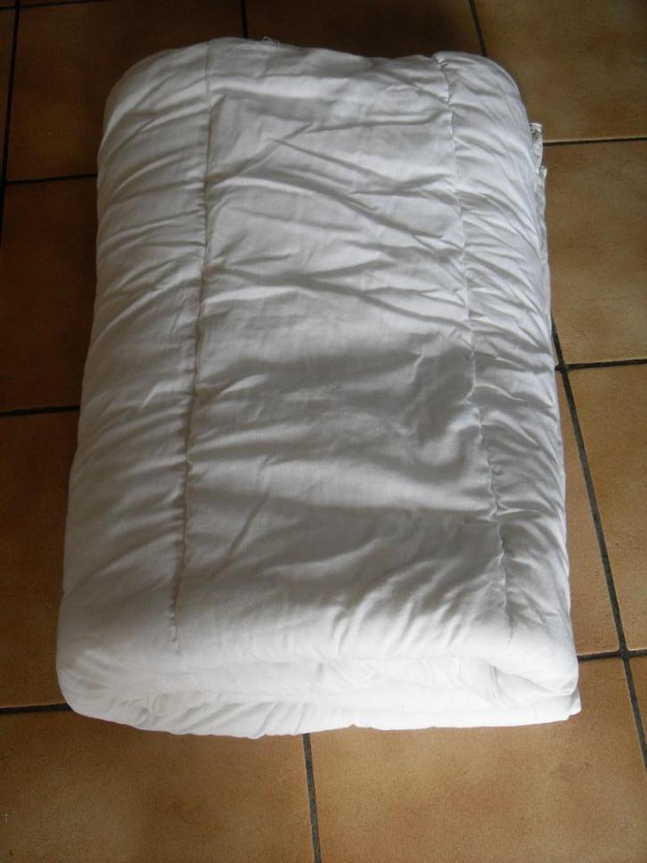 Surmatelas MERADISCO, Huis en Inrichting, Slaapkamer | Matrassen en Bedbodems, Zo goed als nieuw, Matras, Eenpersoons, Ophalen