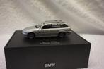BMW E39 5er TOURING 1:43  1995-SILVER SCHUCO 80420020855, Hobby en Vrije tijd, Modelauto's | 1:43, Ophalen of Verzenden, Gebruikt