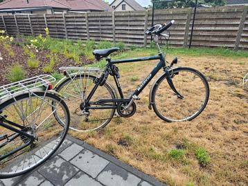 Damesfiets en herenfiets batavus beschikbaar voor biedingen