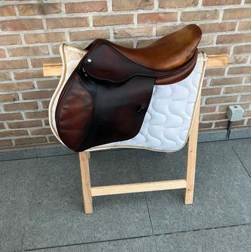 Springzadel Cwd 17,5 inch