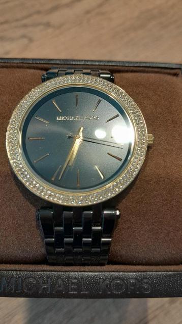 Montre Michael Kors noir et strass