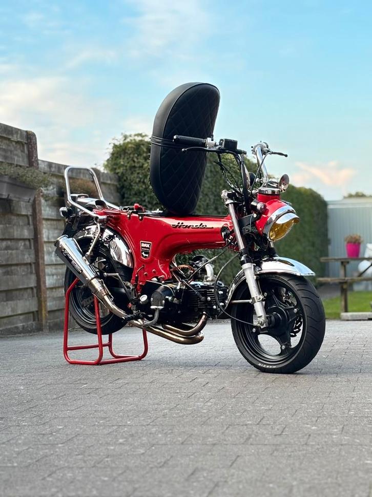Lowrider dax 50cc b klasse, Fietsen en Brommers, Brommers | Honda, Gebruikt, Overige modellen, Klasse B (45 km/u), Ophalen
